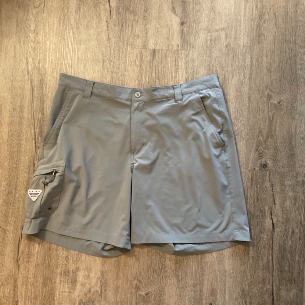 Columbia PFG Performance Fishing Gear Men’s Shorts Size 38 Gray - Picture 8 of 10